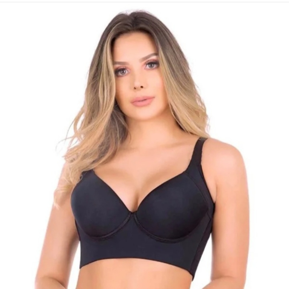 NWOT Fashion Deep cup Bra